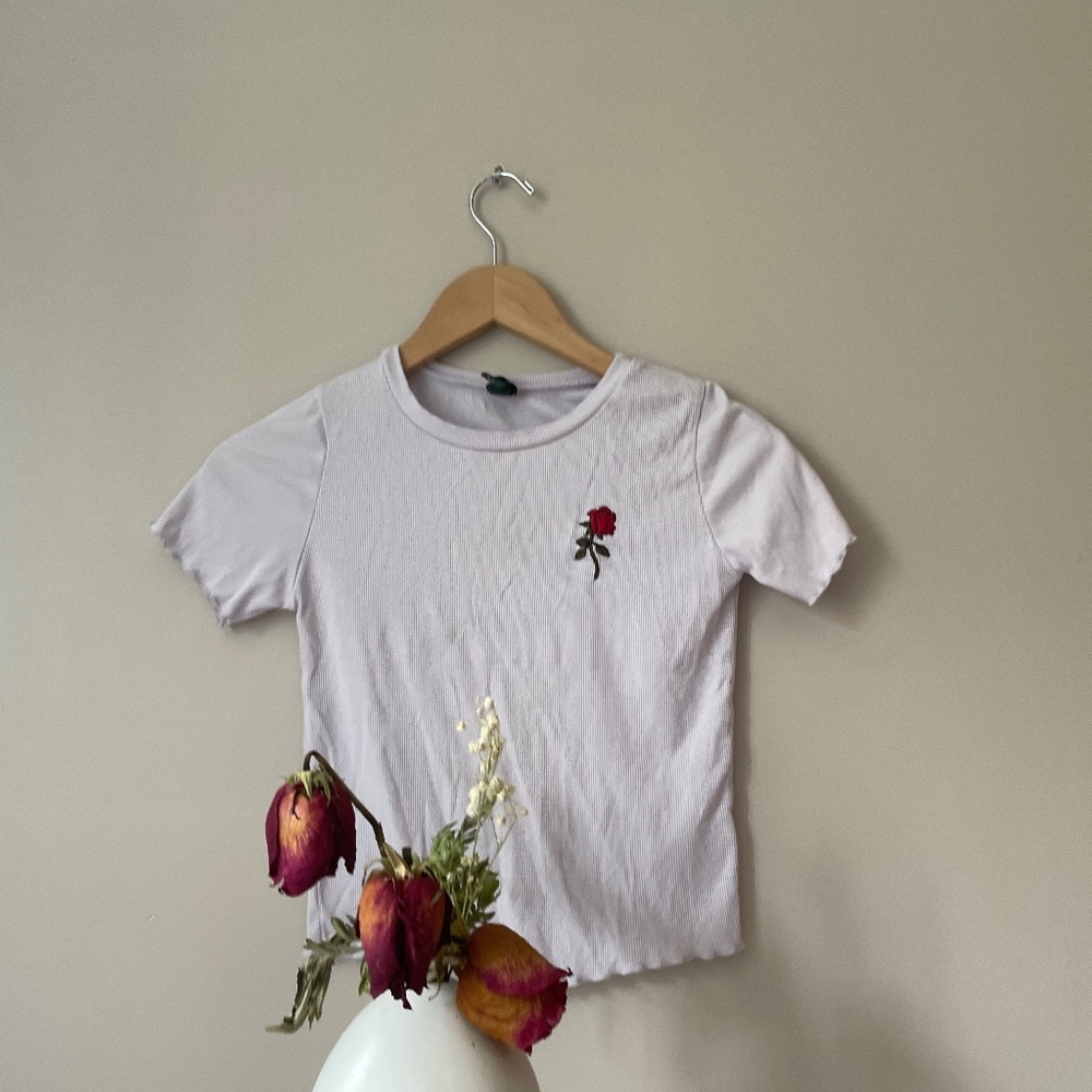 Used cute purple tee-shirt with rose